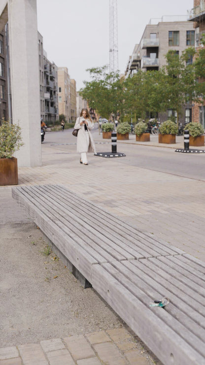 Locato Thin Tracker gør det nemt at holde styr på dine vigtigste ejendele. Den ultratynde tracker fungerer med Apples Find My-netværk og har udskifteligt batteri, så du altid kan finde dine ting – uden bekymringer.

Kompatibel med Apple Find My
Super tyndt design – perfekt til pung, taske eller nøgler
Udskifteligt batteri (CR2032)
Lang levetid og pålidelig sporing
Aktivering med SIRI eller app
IP 65